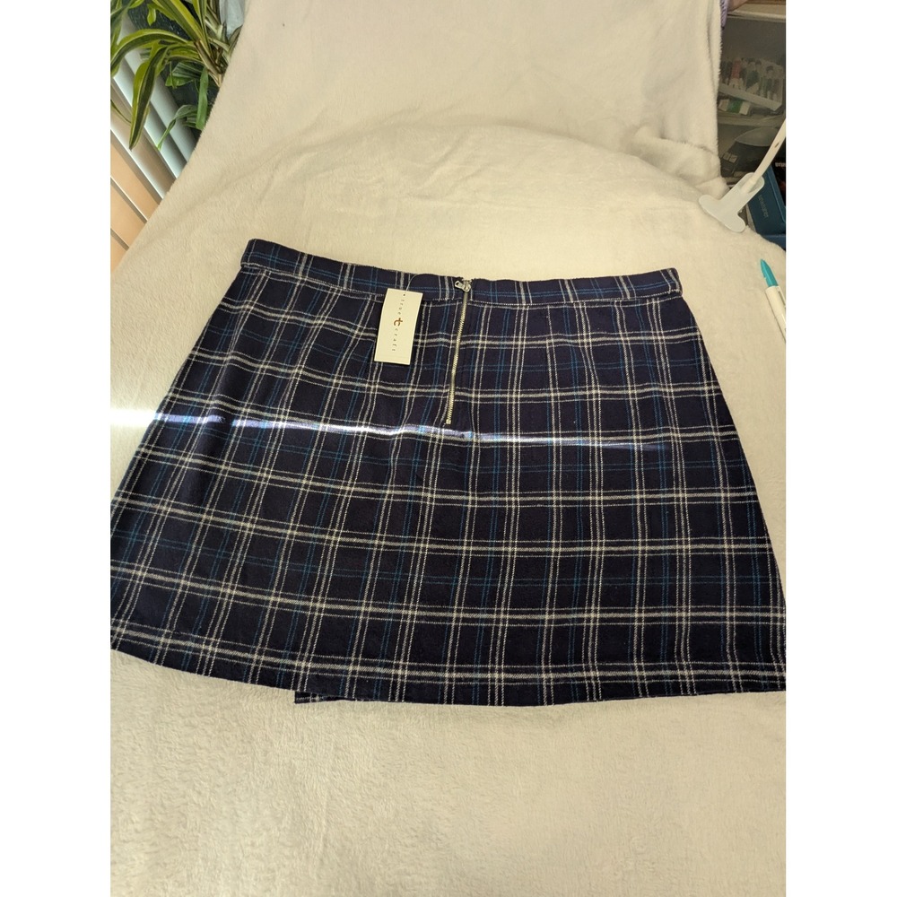 True Craft Wrap Skirt Women 20W Navy Plaid NWT Front Zip Mini Skirt